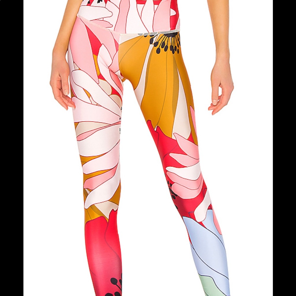 Onzie high rise leggings in flower child